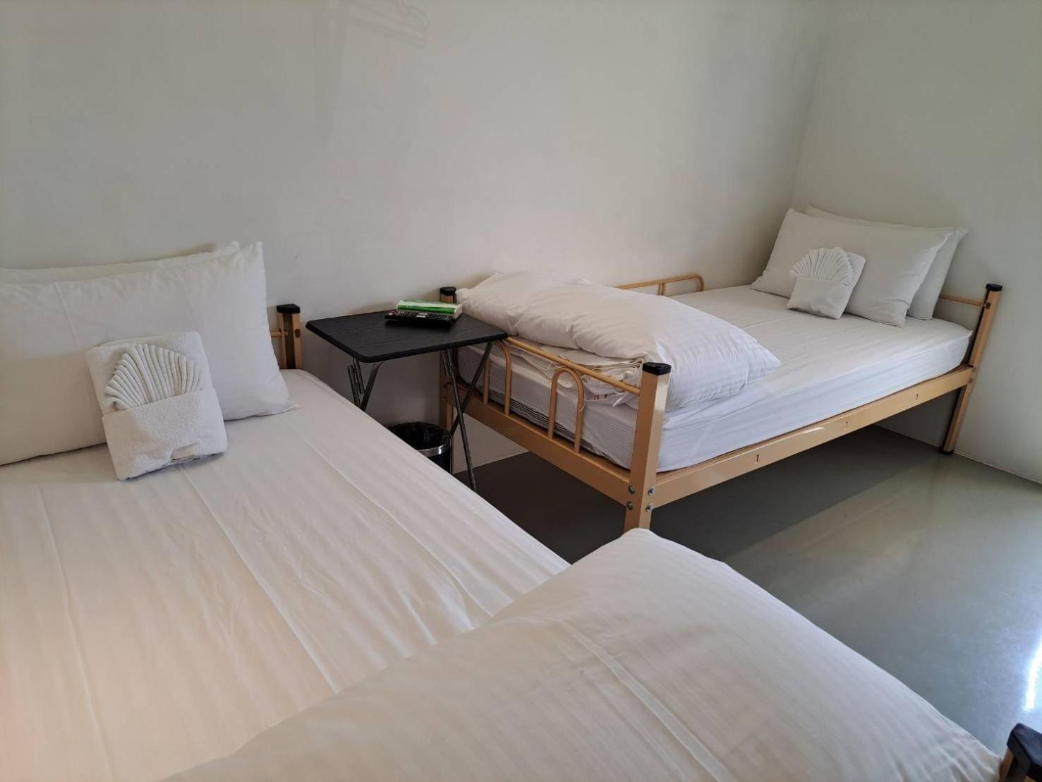 King Wow Inn Tainan Buitenkant foto