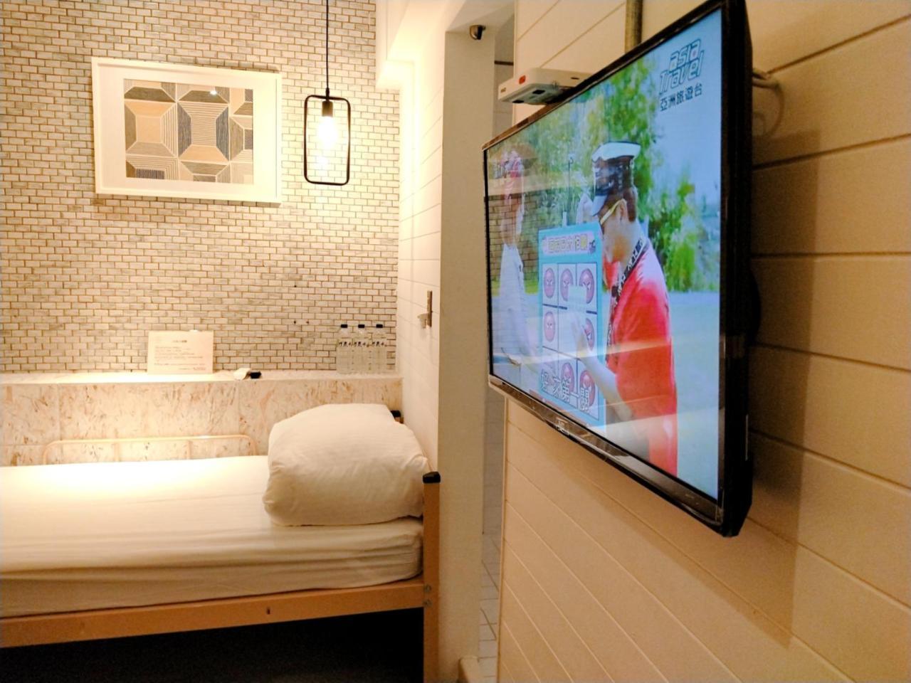 King Wow Inn Tainan Buitenkant foto